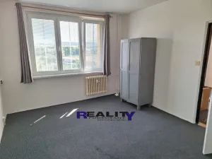 Pronájem bytu 1+1, Podbořany, Sídliště Míru, 37 m2