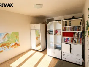 Prodej bytu 1+kk, Karlovy Vary - Rybáře, U Koupaliště, 25 m2
