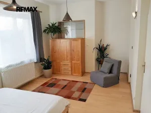 Pronájem bytu 1+1, Černošice, Jansova, 37 m2