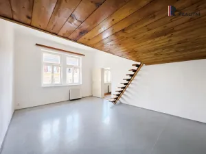 Pronájem bytu 1+1, Praha - Nové Město, Podskalská, 48 m2