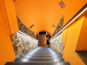 Pronájem obchodního prostoru, Čáslav, nám. Jana Žižky z Trocnova, 360 m2