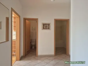 Pronájem bytu 2+kk, Praha - Kunratice, Merhoutova, 60 m2