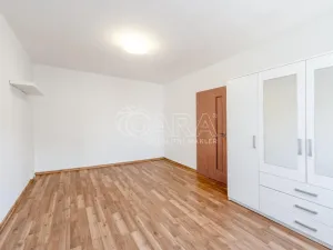 Pronájem bytu 2+1, Strakonice - Strakonice II, Družstevní, 43 m2