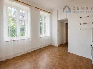 Pronájem bytu 2+kk, Liberec, U Lomu, 37 m2