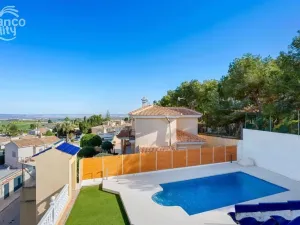 Prodej rodinného domu, San Miguel de Salinas, Alicante, Španělsko, 180 m2