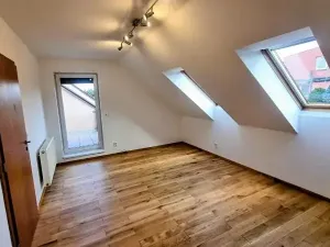 Pronájem rodinného domu, Jihlava, Kainarova, 140 m2