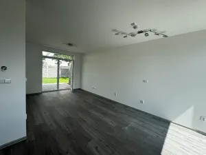 Pronájem bytu 4+kk, Plaňany, Náměstí, 81 m2