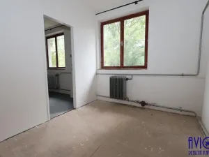 Pronájem výrobních prostor, Praha - Čakovice, Na bahnech, 160 m2