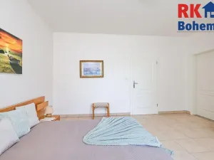 Prodej rodinného domu, Šestajovice, U Pole, 266 m2
