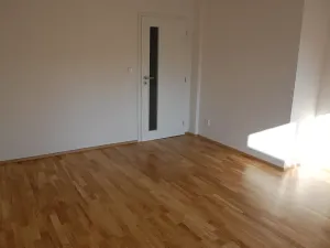 Pronájem bytu 1+1, Brno, Banskobystrická, 34 m2