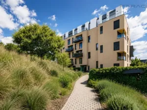 Prodej bytu 2+kk, Praha - Libeň, Menclova, 66 m2