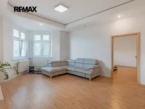 Pronájem bytu 4+kk, Praha - Smíchov, Pod tratí, 111 m2