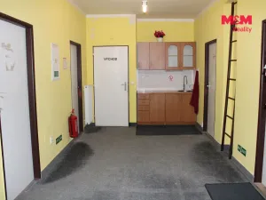 Pronájem kanceláře, Nová Paka, Komenského, 18 m2