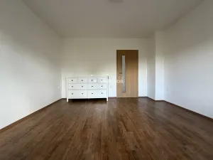 Pronájem rodinného domu, Praha - Letňany, Boletická, 140 m2