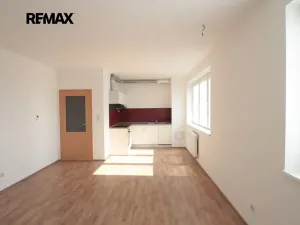 Pronájem bytu 2+kk, Kolín, Antonína Dvořáka, 52 m2
