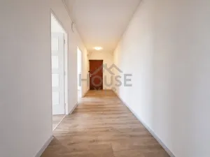 Prodej bytu 1+1, Praha, Kukučínova, 60 m2