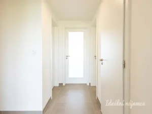 Pronájem bytu 3+kk, Praha - Kamýk, Zimova, 70 m2