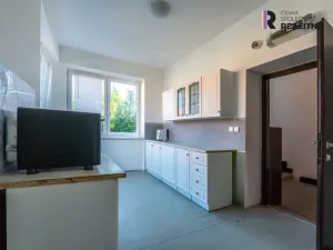Prodej činžovního domu, Jevišovice, 420 m2