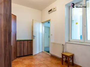 Prodej činžovního domu, Jevišovice, 420 m2