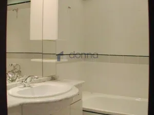 Pronájem bytu 3+1, Praha, Na Šťáhlavce, 78 m2
