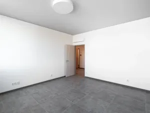Pronájem bytu 2+kk, Praha - Čakovice, Schoellerova, 63 m2