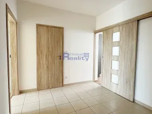 Pronájem bytu 3+kk, Hradec Králové, Chelčického, 95 m2