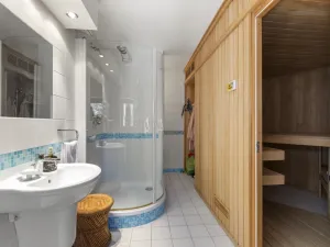 Prodej rodinného domu, Ráby, 718 m2