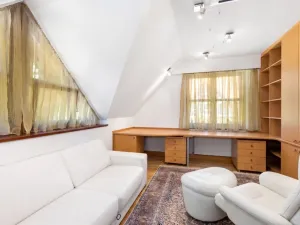 Prodej rodinného domu, Ráby, 718 m2
