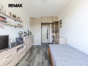 Prodej bytu 2+kk, Praha - Modřany, Mádrova, 44 m2