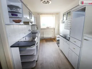 Prodej bytu 2+1, Dobřany, Stromořadí, 67 m2