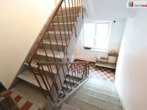 Prodej bytu 2+1, Dobřany, Stromořadí, 67 m2