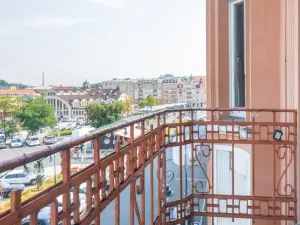 Prodej bytu 3+1, Karlovy Vary, Varšavská, 72 m2