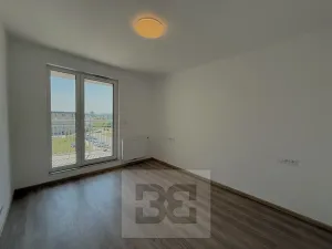 Pronájem bytu 2+kk, Pardubice, U Sportovní školy, 59 m2