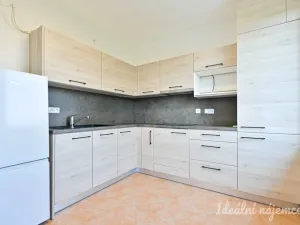 Pronájem bytu 2+1, Náměšť nad Oslavou, Zborovská, 48 m2