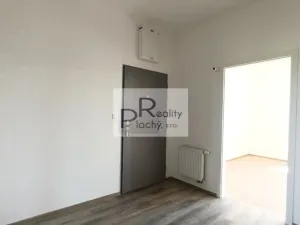 Prodej bytu 2+kk, Hevlín, 62 m2