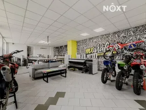 Pronájem obchodního prostoru, Karviná, tř. Těreškovové, 142 m2