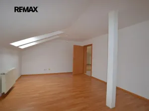 Pronájem bytu 2+kk, Plzeň, Resslova, 78 m2
