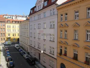 Pronájem bytu 1+1, Praha - Smíchov, Na Celné, 49 m2