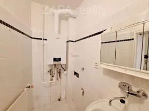 Pronájem bytu 1+1, Praha - Smíchov, Na Celné, 49 m2