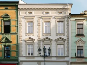 Prodej kanceláře, Frýdek-Místek, Zámecké nám., 89 m2