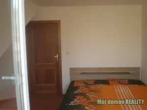 Pronájem bytu 2+kk, Praha - Bubeneč, Sochařská, 62 m2