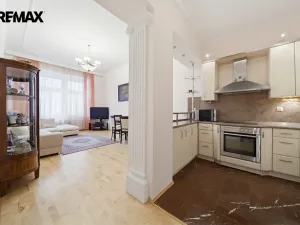 Prodej obchodního prostoru, Karlovy Vary, Moravská, 160 m2