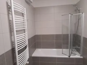 Pronájem bytu 1+kk, Praha - Dolní Měcholupy, Honzíkova, 42 m2