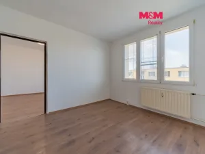 Prodej bytu 1+1, Sokolov, Slavíčkova, 37 m2