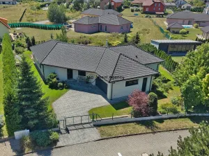 Prodej rodinného domu, Trnová, 214 m2