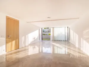 Prodej rodinného domu, Praha - Libuš, V Hrobech, 279 m2