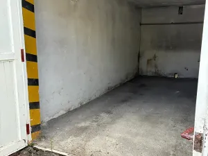 Pronájem garáže, Chodov, U Porcelánky, 22 m2