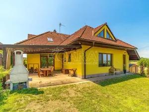 Prodej rodinného domu, Zlosyň, 209 m2