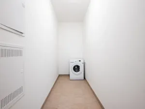 Pronájem bytu 2+kk, Praha - Karlín, U Mlýnského kanálu, 58 m2
