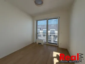 Pronájem bytu 3+kk, Pohořelice, U Kasáren, 69 m2